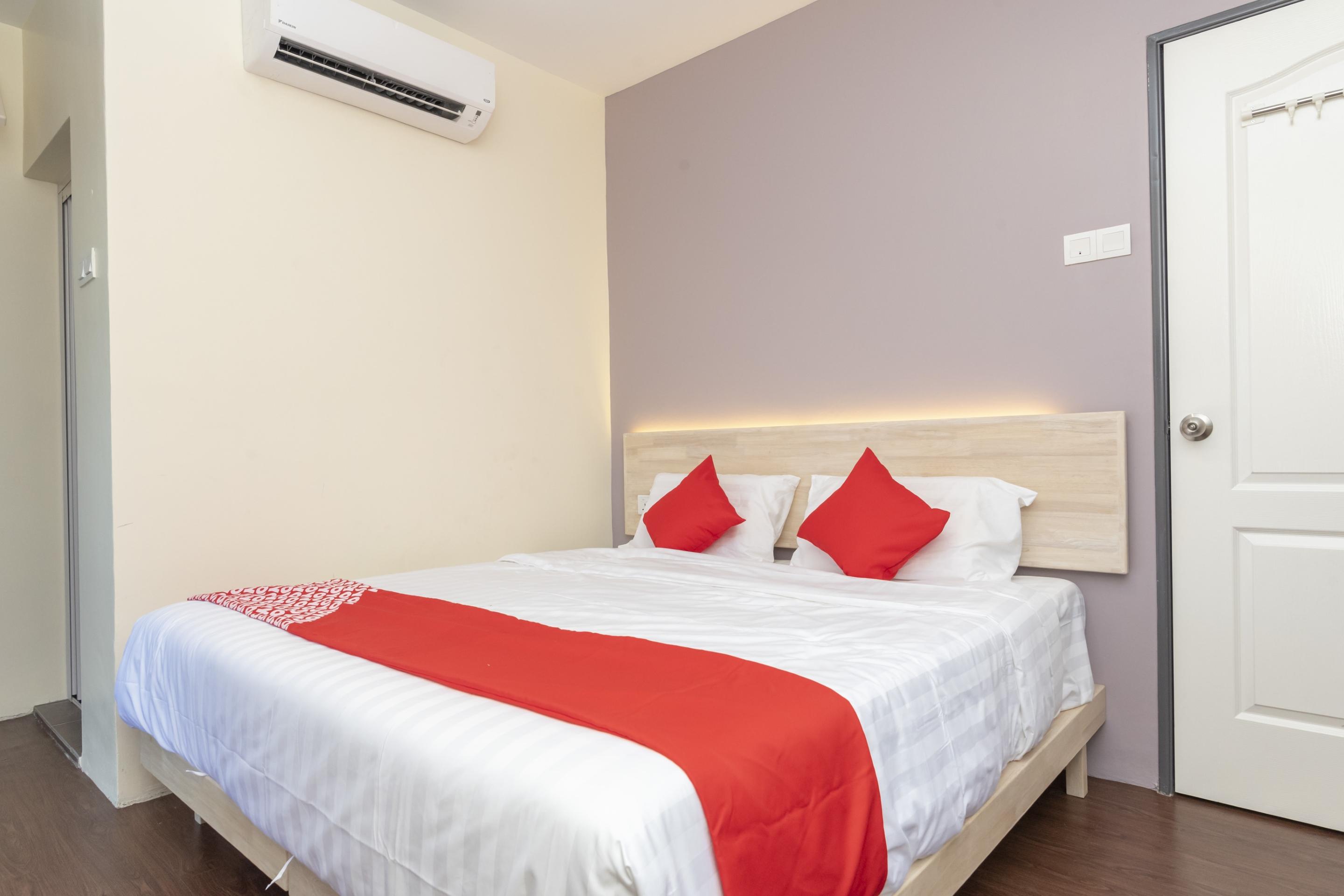 Oyo 778 Bmw 2 Hotel Muar Exteriör bild