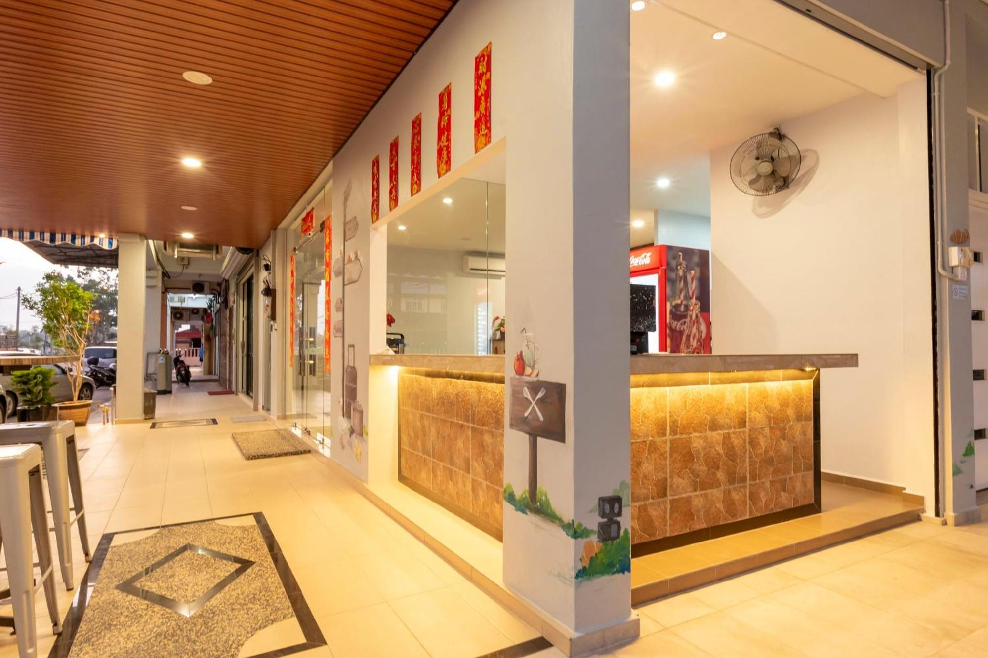 Oyo 778 Bmw 2 Hotel Muar Exteriör bild