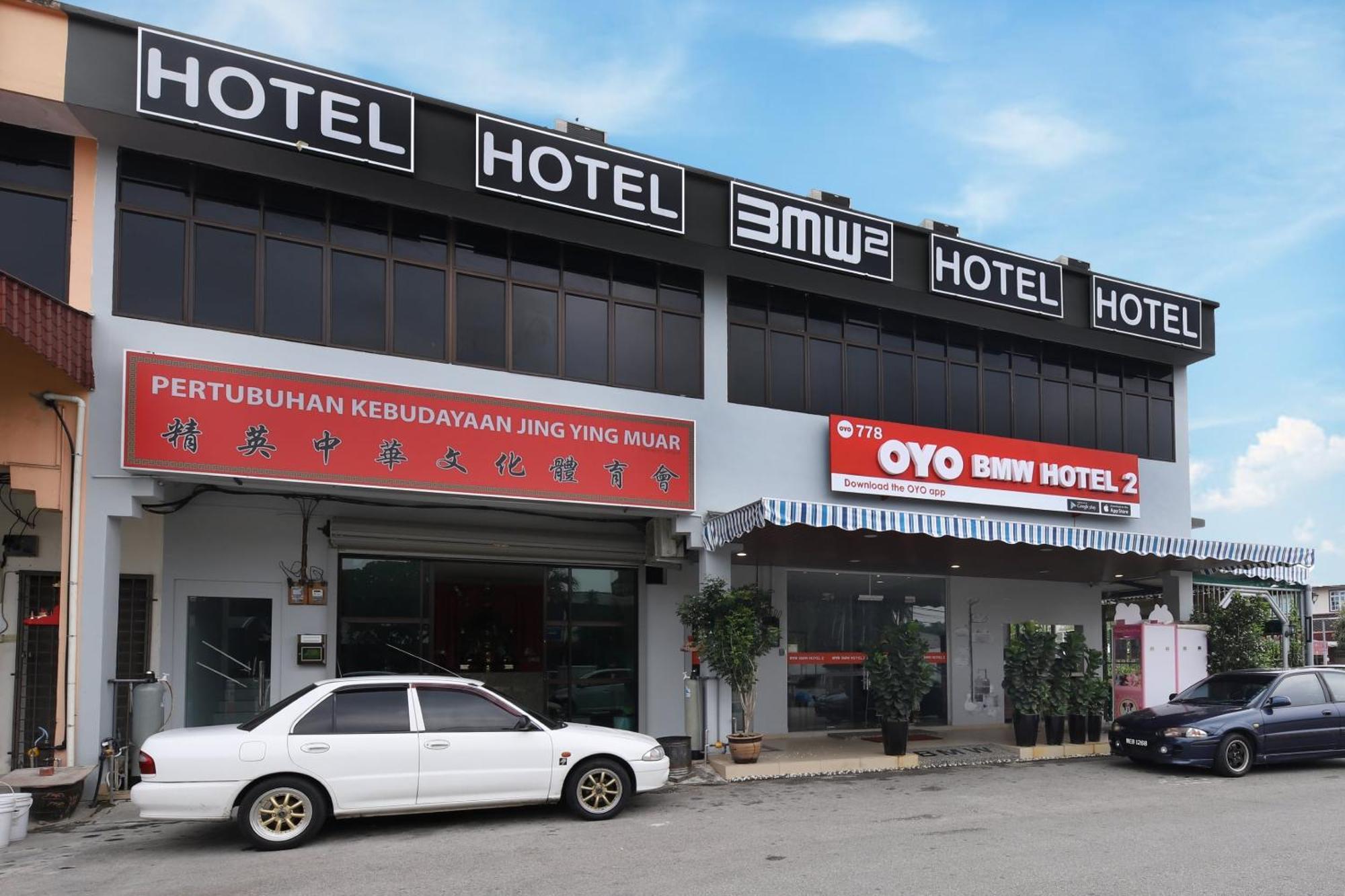 Oyo 778 Bmw 2 Hotel Muar Exteriör bild